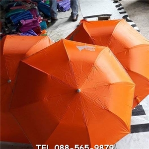 รับสกรีนร่ม รับผลิตร่ม ขายส่งร่ม ร่มพับ
