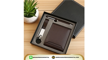 เซ็ตของขวัญเครื่องหนังสุดคลาสสิก